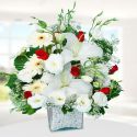 Beyaz Lilyum Gerbera ve Güller
